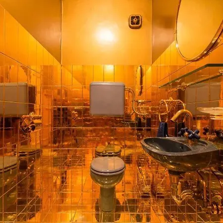 Penthouse Mey's Place *