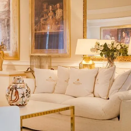 Penthouse Mey's Place