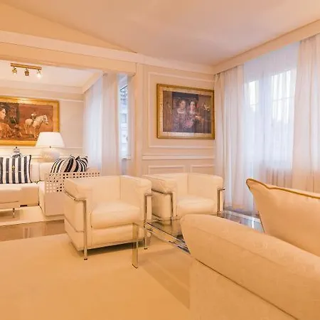 Penthouse Mey's Place *