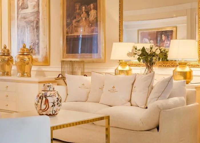 Penthouse Mey's Place