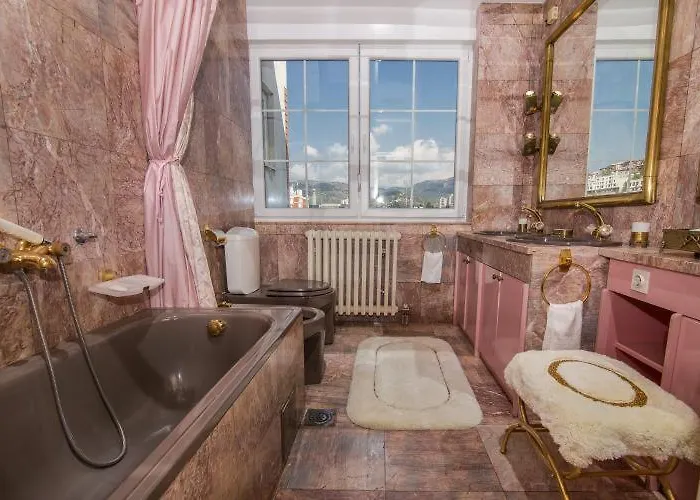 Penthouse Mey's Place شقة *